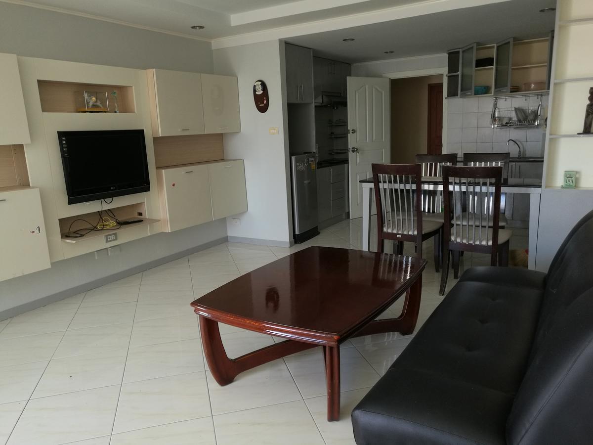 Kiengtalay 706 Apartment Pattaya Bagian luar foto